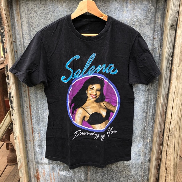 Tops - Selena Graphic Tee